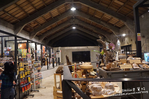 【台南-仁德】彷彿置身科幻又繽紛的遊樂園@十鼓仁糖文創園區(星光票) ★台南/台南景點/台南好玩/台南必遊/親子遊/台南晚上景點/台南文創