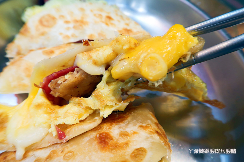 新竹蛋餅｜阿綸抓餓．自家製蛋餅！竹蓮寺附近美食，營業到凌晨