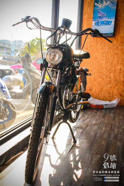 九號倉庫 保時捷主題餐廳│桃園市/大園區(大人看大車；小孩玩小車，名車與美食的華麗對決，誰與爭鋒)