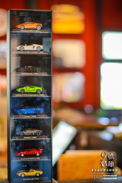 九號倉庫 保時捷主題餐廳│桃園市/大園區(大人看大車；小孩玩小車，名車與美食的華麗對決，誰與爭鋒)