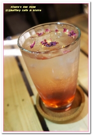 焙福Baffery Cafe & Bistro：台北松山餐酒館．小酌聚會皆宜的文青咖啡餐廳──焙福Baffery Cafe & Bistro