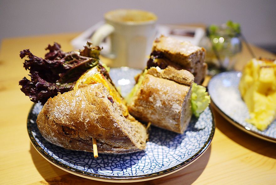 P2360989.jpg P2360989.jpg