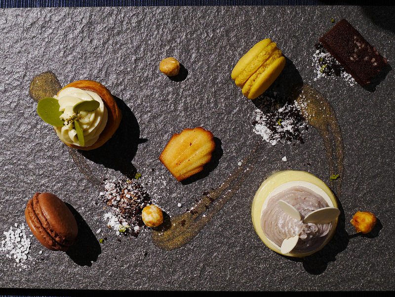 【東區異國】《WennceNaior乃渥爾料理》忠孝復興推薦美食|無國界創意料理|高貴不貴、藝術幾何的精美創作|ATM點餐機