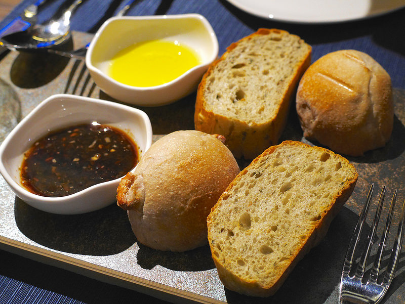 【東區異國】《WennceNaior乃渥爾料理》忠孝復興推薦美食|無國界創意料理|高貴不貴、藝術幾何的精美創作|ATM點餐機