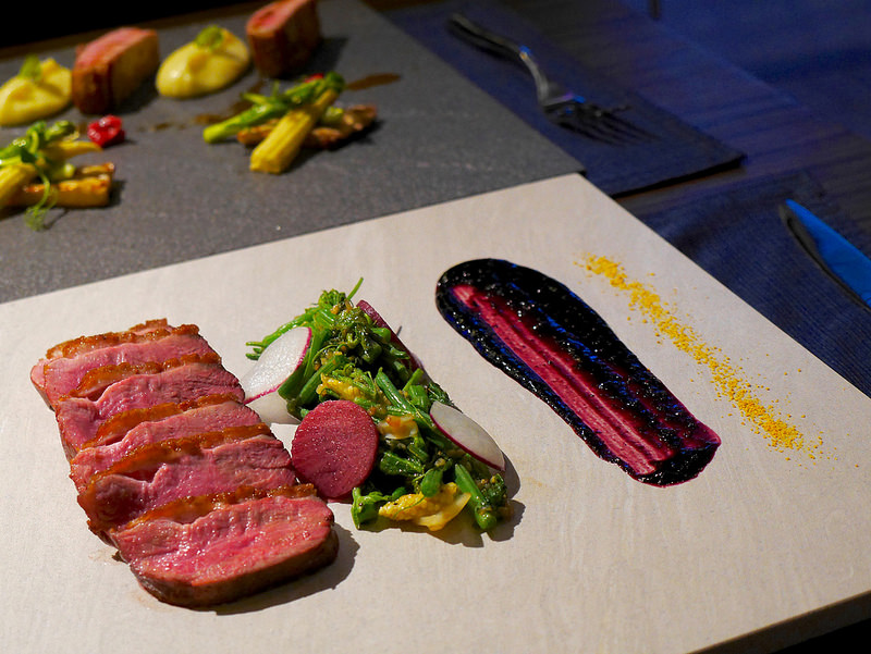 【東區異國】《WennceNaior乃渥爾料理》忠孝復興推薦美食|無國界創意料理|高貴不貴、藝術幾何的精美創作|ATM點餐機