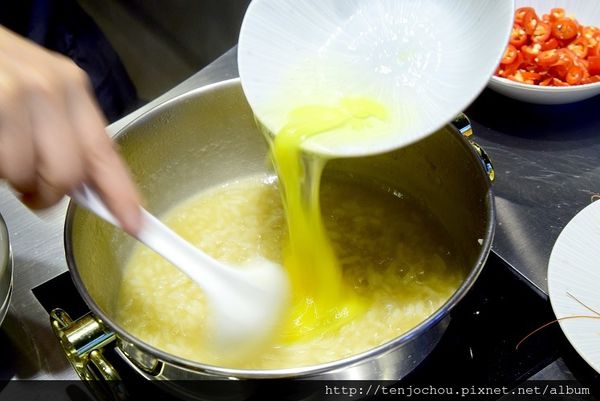 DSC_1058.JPG DSC_1058.JPG