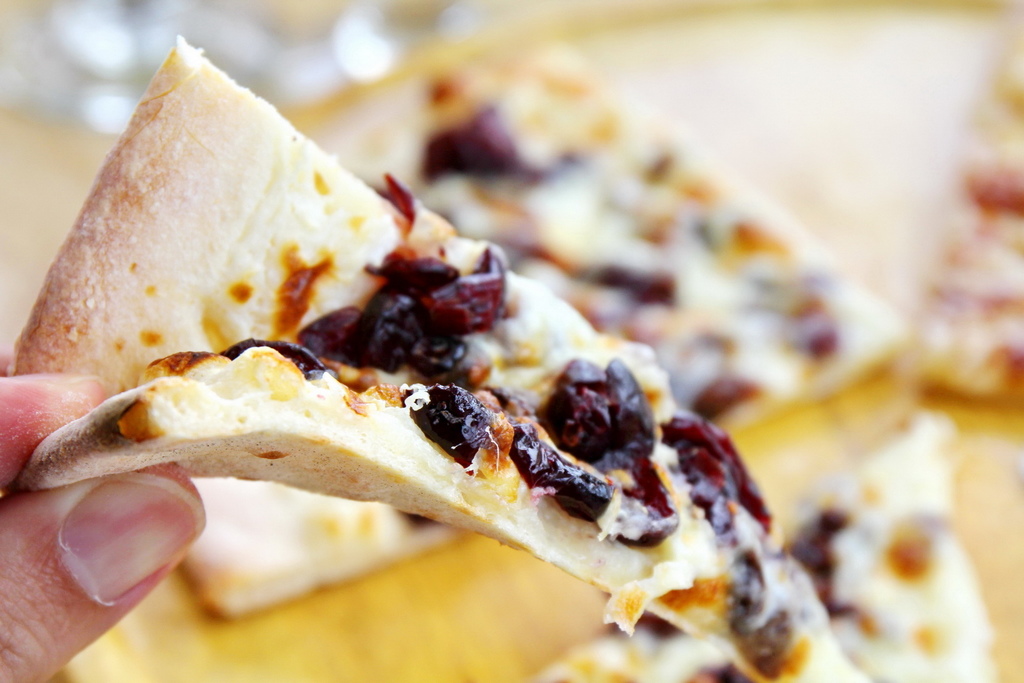 WOODSTONE PIZZA，美薯燻雞培根白披薩，美國馬鈴薯絲，美國冷凍薯片，台北東區比薩吃到飽餐廳，，