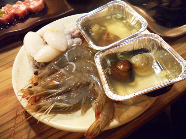 中山區燒肉吃到飽推薦!!炙燒Bar-天使紅蝦+燒肉奢華組合好享受