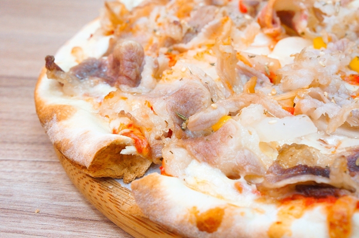 【台北士林區】士林夜市IPIZZA愛披薩，料多美味的純正義式披薩，一吃就上癮！