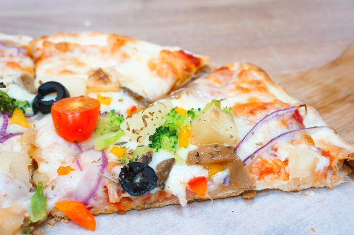 【台北士林區】士林夜市IPIZZA愛披薩，料多美味的純正義式披薩，一吃就上癮！