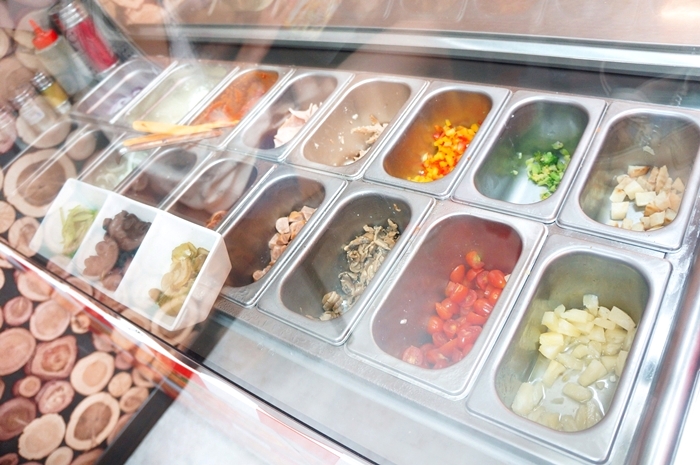 【台北士林區】士林夜市IPIZZA愛披薩，料多美味的純正義式披薩，一吃就上癮！