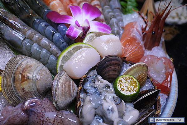 台北東區【囍聚精緻鍋物】鮮蝦大軍壓境V.S.嚐鮮紐約克和牛。台北精緻海鮮火鍋。無菜單料理火鍋。捷運國父紀念館火鍋