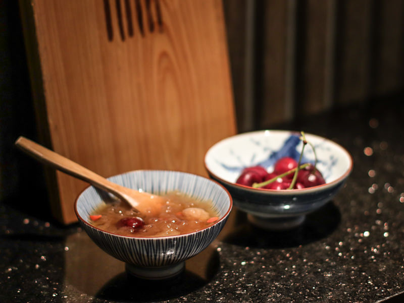 囍聚精緻鍋物，必吃爆卵海膽飯，超頂級新鮮活海鮮火鍋推薦 - Lexies Blog，寫食派