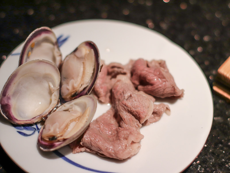 囍聚精緻鍋物，必吃爆卵海膽飯，超頂級新鮮活海鮮火鍋推薦 - Lexies Blog，寫食派