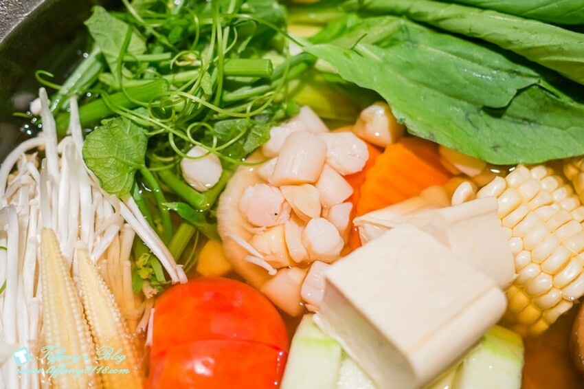 [台北火鍋]囍聚精緻鍋物/現流海鮮頂級食材環境清幽/近國父紀念館捷運站(附完整菜單)