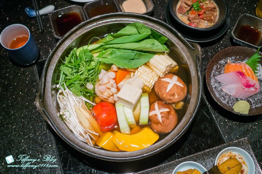 [台北火鍋]囍聚精緻鍋物/現流海鮮頂級食材環境清幽/近國父紀念館捷運站(附完整菜單)