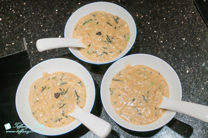 [台北火鍋]囍聚精緻鍋物/現流海鮮頂級食材環境清幽/近國父紀念館捷運站(附完整菜單)