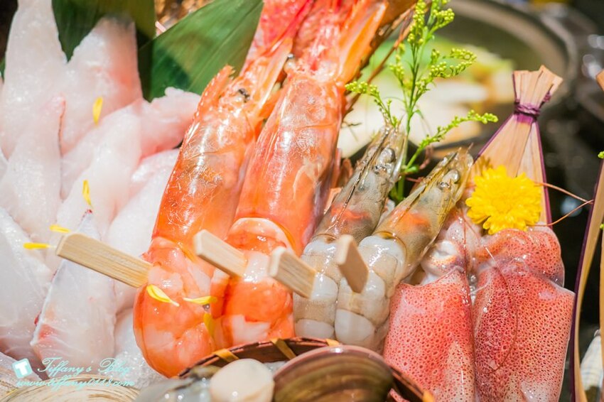 [台北火鍋]囍聚精緻鍋物/現流海鮮頂級食材環境清幽/近國父紀念館捷運站(附完整菜單)