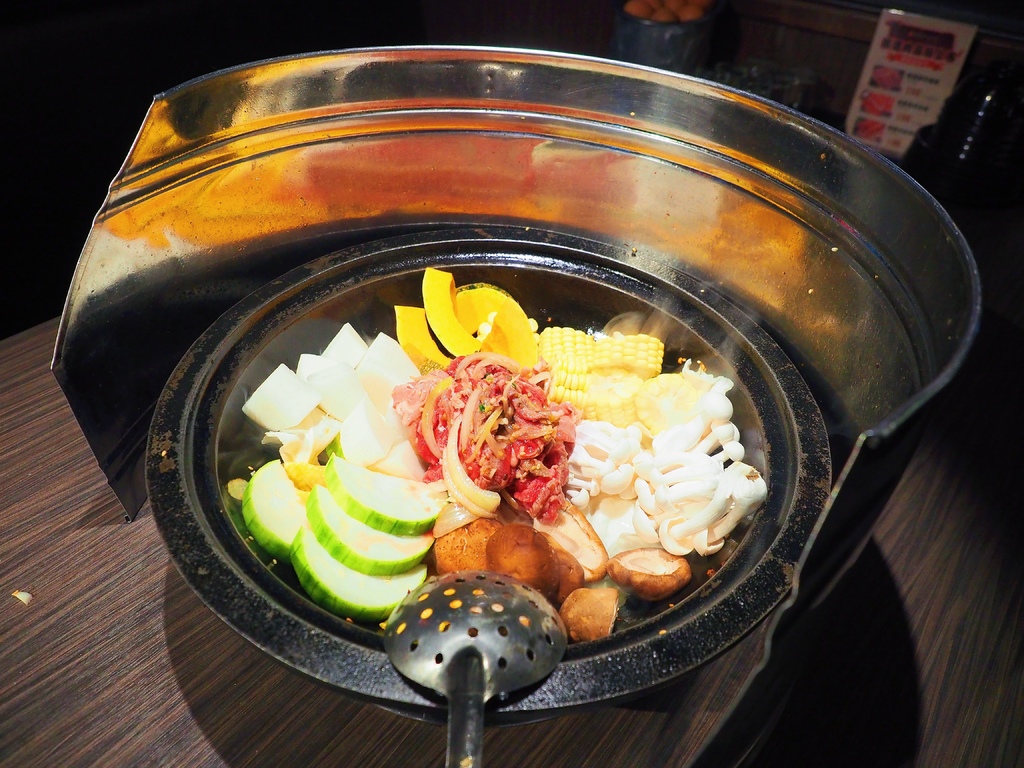 洋城自助石頭火鍋45.jpg