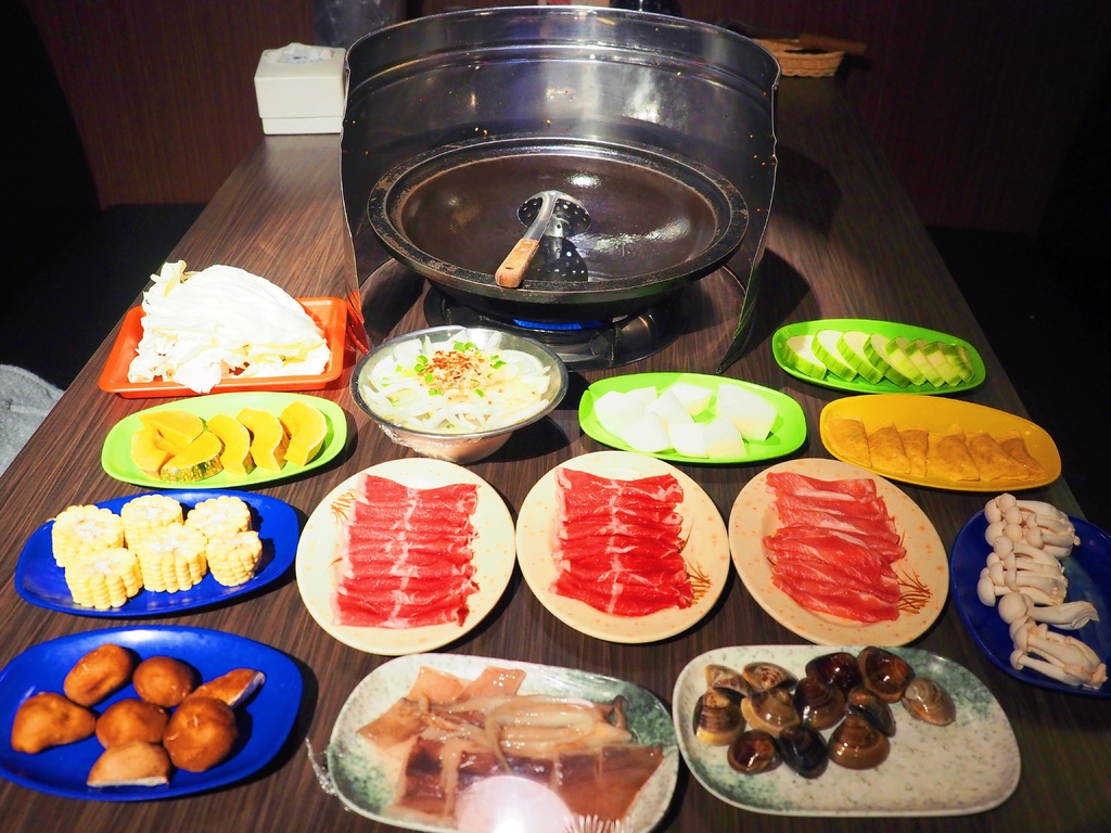 洋城自助石頭火鍋26.jpg