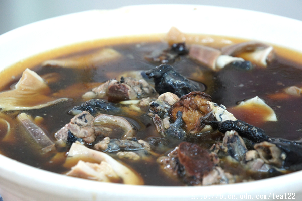 《台中。美食》古早味甘蔗鴨、老菜脯布袋雞阿禧師懷舊餐廳尋年味