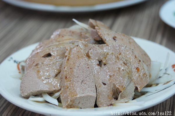 《台中。美食》古早味甘蔗鴨、老菜脯布袋雞阿禧師懷舊餐廳尋年味