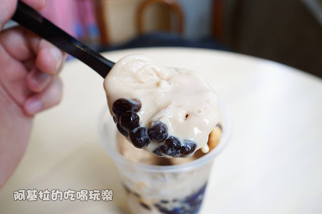 台中市｜美食｜ISIT COFFEE