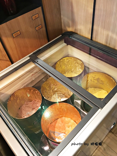 【台中 西屯】肋舖子LePuz◎新美式餐廳、自助式沙拉吧、飲料無限暢飲、商業午餐很划算◎