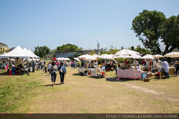 [玩樂]製造維他命D的美好太陽日～審計新村、好好手感微笑市集。