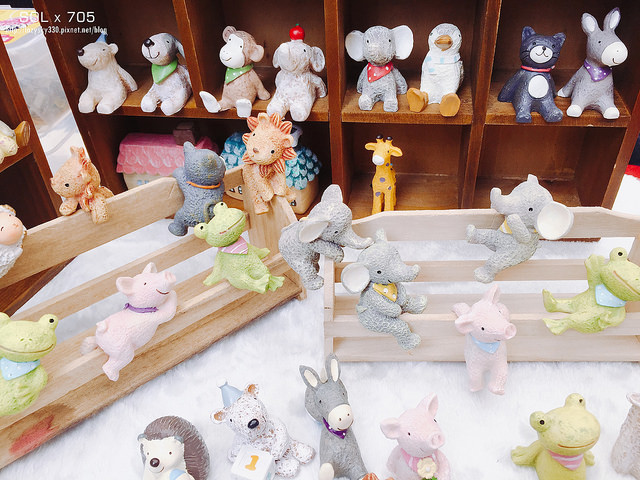 31667651264_b145f5df67_o