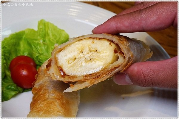 金福氣南洋食堂:台中北屯』金福氣南洋食堂║食尚玩家推薦,懷舊復古風、特色南洋風味餐、彩虹起司吐司超邪惡