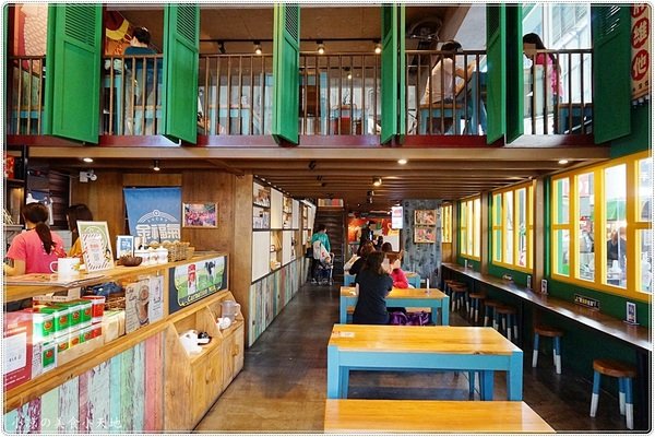 金福氣南洋食堂:台中北屯』金福氣南洋食堂║食尚玩家推薦,懷舊復古風、特色南洋風味餐、彩虹起司吐司超邪惡