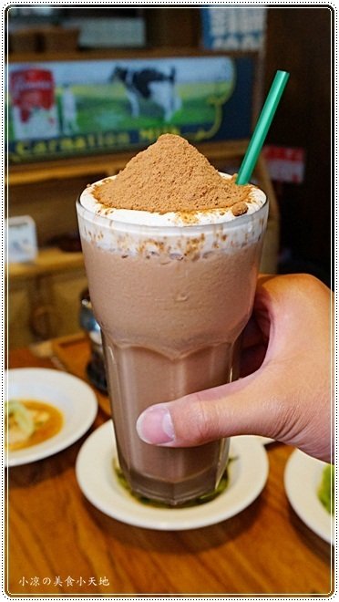 金福氣南洋食堂:台中北屯』金福氣南洋食堂║食尚玩家推薦,懷舊復古風、特色南洋風味餐、彩虹起司吐司超邪惡