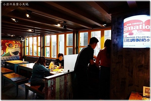 金福氣南洋食堂:台中北屯』金福氣南洋食堂║食尚玩家推薦,懷舊復古風、特色南洋風味餐、彩虹起司吐司超邪惡