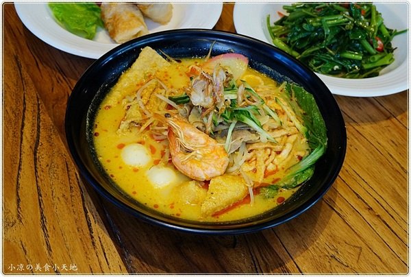 金福氣南洋食堂:台中北屯』金福氣南洋食堂║食尚玩家推薦,懷舊復古風、特色南洋風味餐、彩虹起司吐司超邪惡