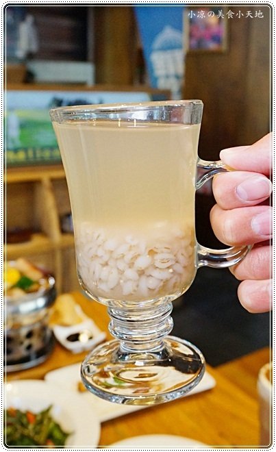 金福氣南洋食堂:台中北屯』金福氣南洋食堂║食尚玩家推薦,懷舊復古風、特色南洋風味餐、彩虹起司吐司超邪惡