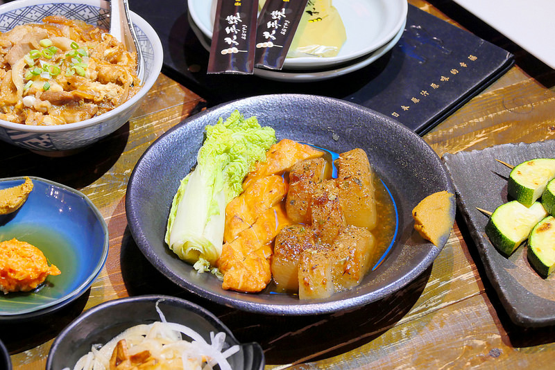 大手燒日式關東煮：日式車站造景昭和懷舊風格 地雞串燒 丼飯火鍋加日本進口關東煮獨特口味宵夜好選擇！