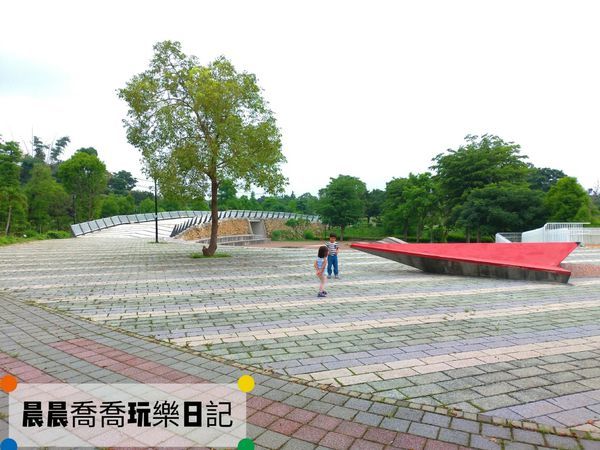 台中景點台中特色公園圳前仁愛公園