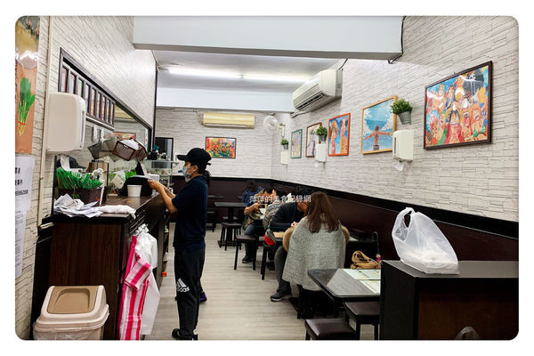 【新店美食】小樂精緻麵食館 ~ 新店鼎泰豐/七張美食❤️必點排骨蛋炒飯(附價目表) - 捷運七張站