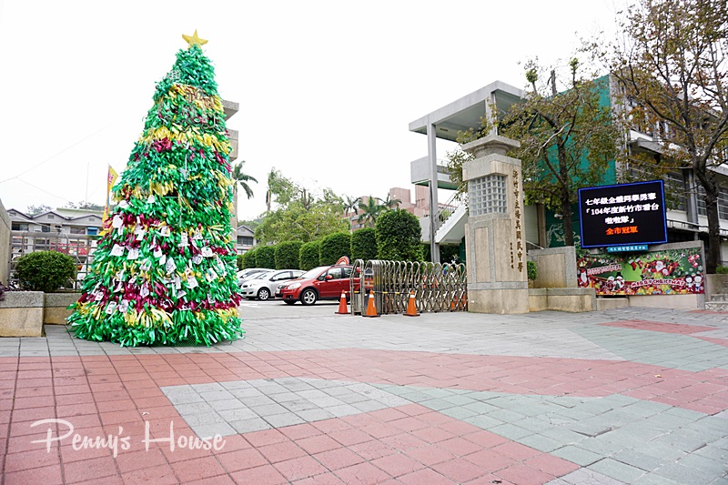 【新竹日本料理-吟川日本料理】豪華卻又平價的豪華海鮮丼，還有超肥厚的限量十份的鰻魚飯！