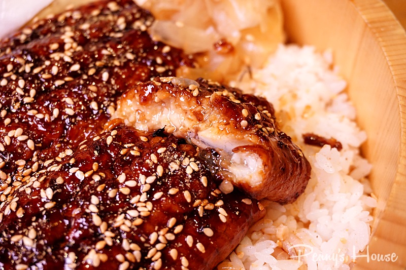 【新竹日本料理-吟川日本料理】豪華卻又平價的豪華海鮮丼，還有超肥厚的限量十份的鰻魚飯！