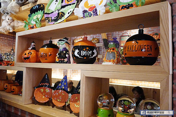 台中草悟道【南瓜屋魔女露露的廚房】滿滿南瓜圍繞童話故事主題風餐廳。草悟道義式料理