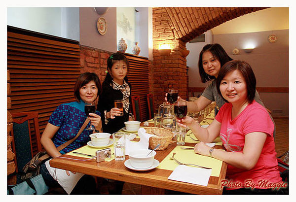 台中草悟道【南瓜屋魔女露露的廚房】滿滿南瓜圍繞童話故事主題風餐廳。草悟道義式料理