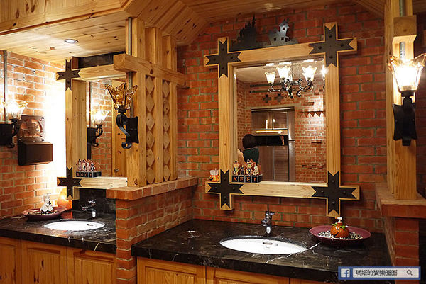 台中草悟道【南瓜屋魔女露露的廚房】滿滿南瓜圍繞童話故事主題風餐廳。草悟道義式料理