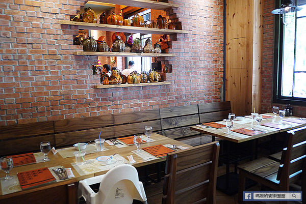 台中草悟道【南瓜屋魔女露露的廚房】滿滿南瓜圍繞童話故事主題風餐廳。草悟道義式料理