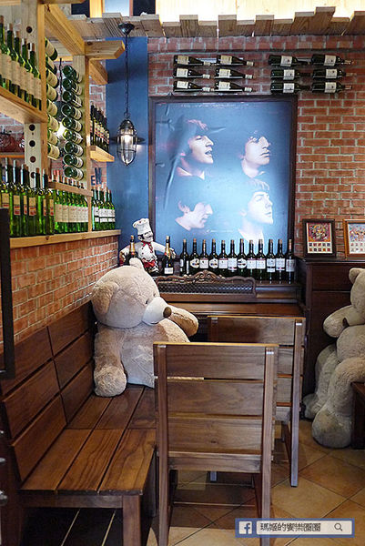 台中草悟道【南瓜屋魔女露露的廚房】滿滿南瓜圍繞童話故事主題風餐廳。草悟道義式料理