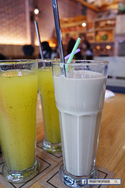 台中草悟道【南瓜屋魔女露露的廚房】滿滿南瓜圍繞童話故事主題風餐廳。草悟道義式料理