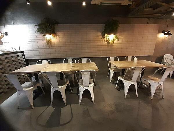 台中服務態度好-星享道酒店旁的HUN 貳-台中逢甲店