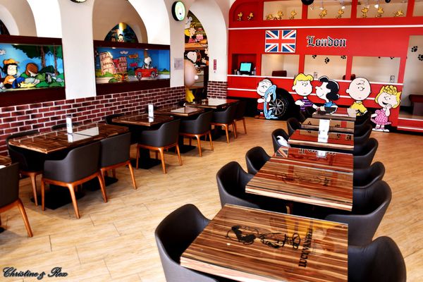 【台中。美食】西屯 / 跟著查理布朗一起環遊世界，史努比餐廳，秋紅谷旁