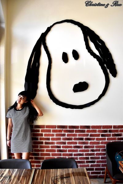 【台中。美食】西屯 / 跟著查理布朗一起環遊世界，史努比餐廳，秋紅谷旁